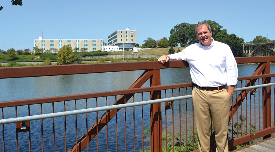 Craig across river web