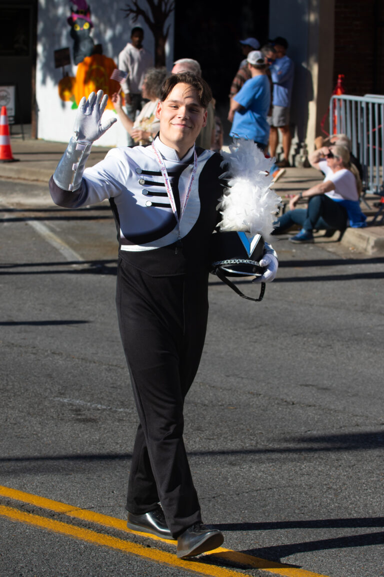 20251105_Veterans_Day_Parade-25