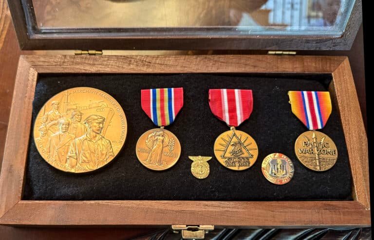 Wooden Medal box Edit