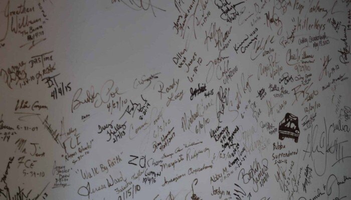 The original wall of signatures.