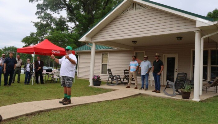 Mayor of Hokes Bluff Scott Reeves.